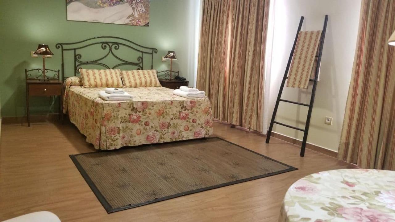 Posada Trastamara بيدرالافيس المظهر الخارجي الصورة